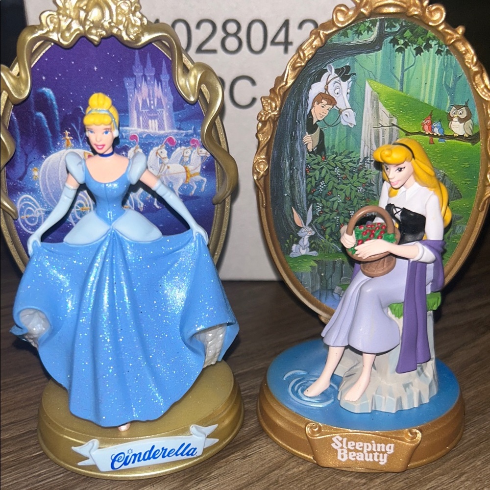 Disney Princess ornament, Set - Cinderella and Sleeping Beauty